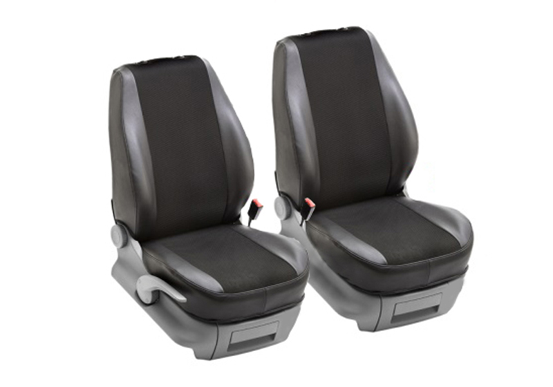 Toyota Hi Lux single cab (2005 to 2016):PeBe Stark 1 + 1 seat cover set no. 744047